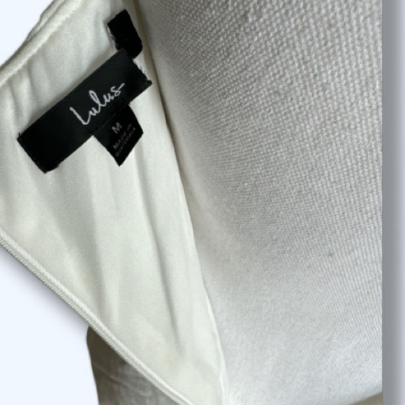 Drinks On Me White Sleeveless Pleated Bodycon Dress Size M NWOT - Picture 6 of 6